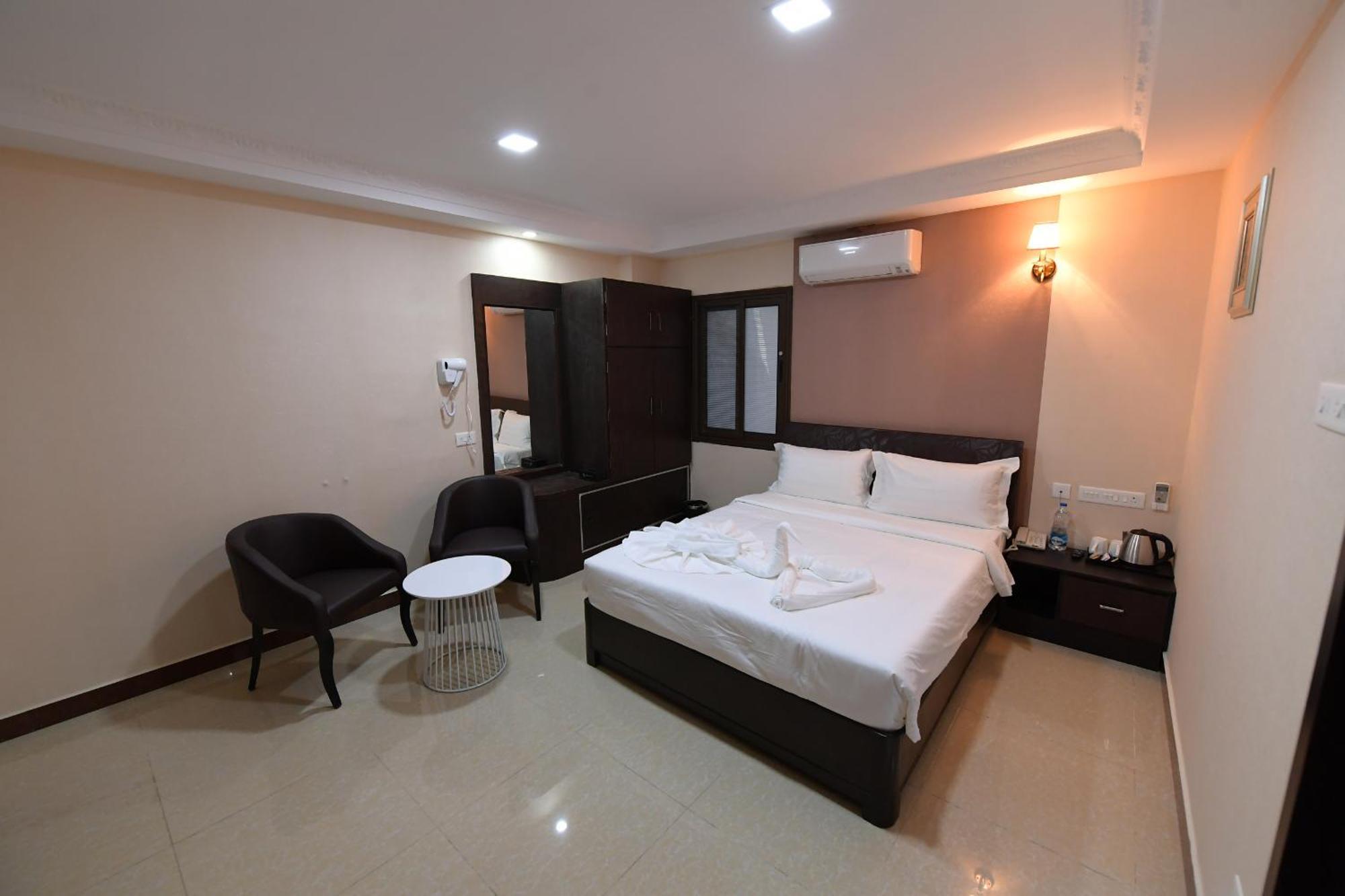 Coastal Grand Hotel Sampath Tiruchirappalli Luaran gambar