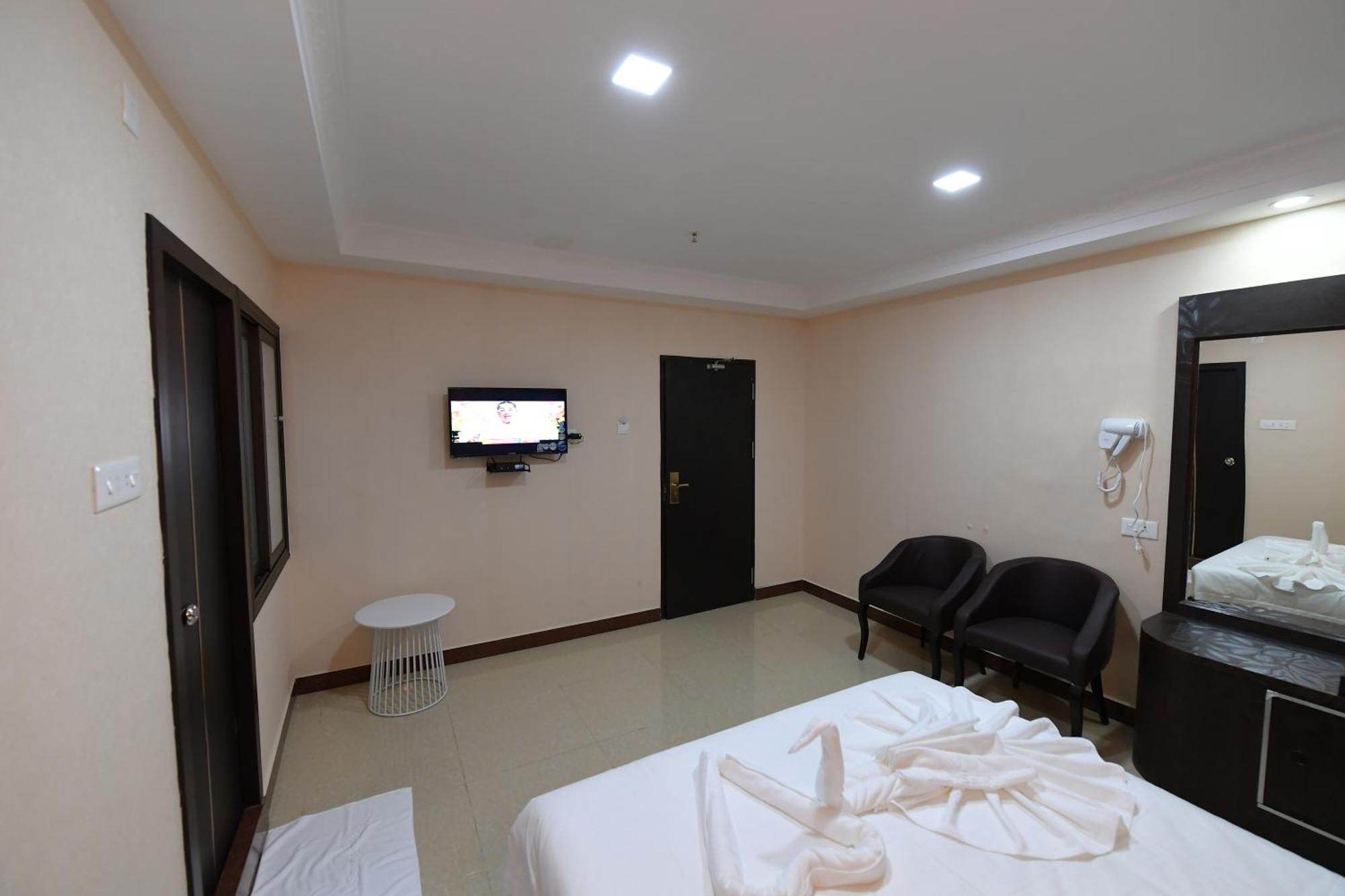 Coastal Grand Hotel Sampath Tiruchirappalli Luaran gambar