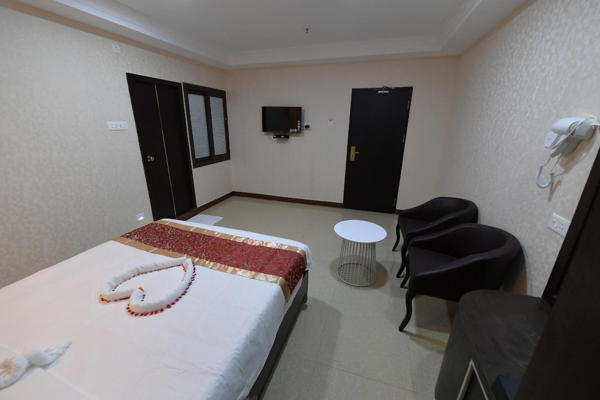 Coastal Grand Hotel Sampath Tiruchirappalli Luaran gambar